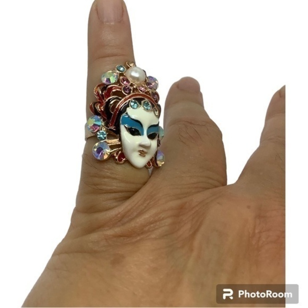 Gold tone enamel Mardi Gras Mask ring - Picture 2 of 5